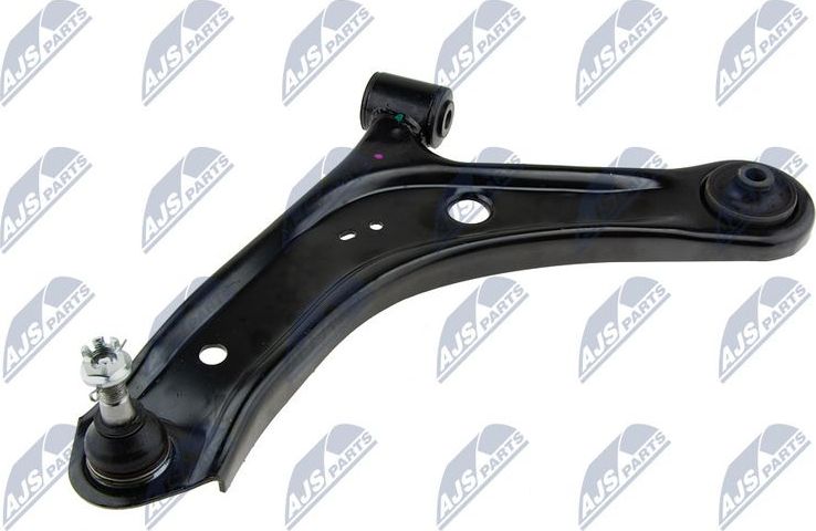 Поперечный рычаг передней подвески NTY. Артикул ZWD-SU-041