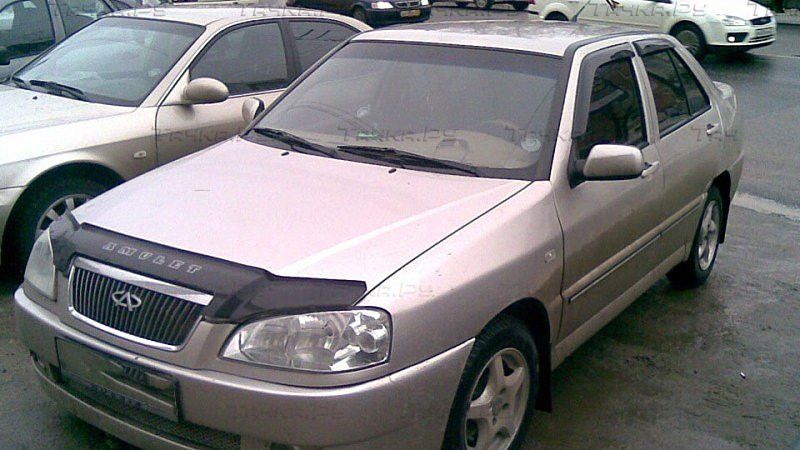 Дефлектор VT52 для капота Chery Amulet 2003-2010. Артикул CR01VT
