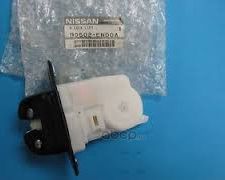 Замок задней двери Nissan. Артикул 90502EN00A