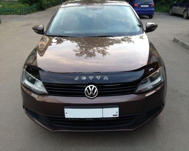 Дефлектор VT52 для капота Volkswagen Jetta VI 2010-2018. Артикул VW36VT