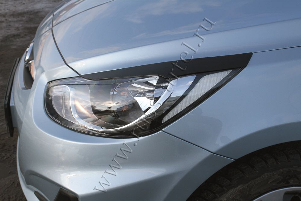 Накладки Русская Артель на передние фары (реснички) для Hyundai Solaris I седан 2010-2014 дорестайлинг. Артикул REHS-001500