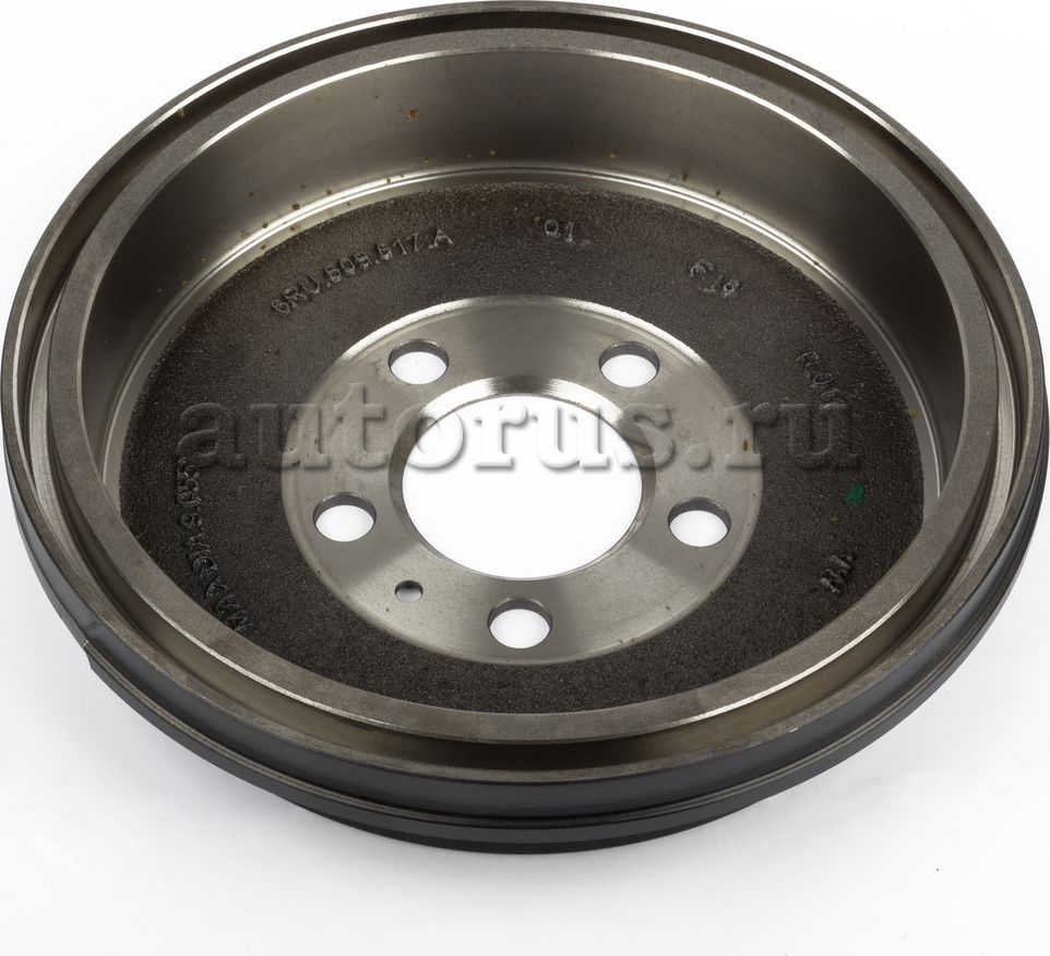 Тормозной барабан VAG. Артикул 6RU609617A