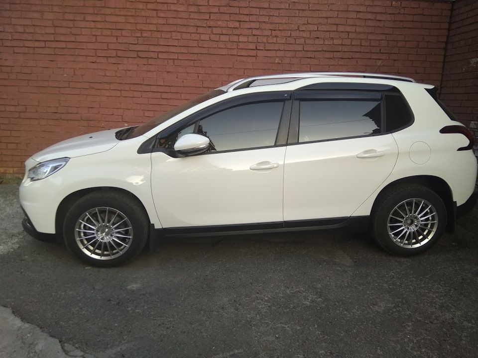 Дефлекторы Cobra Tuning для окон Peugeot 2008 I 5-дв. 2013-2019. Артикул P11813