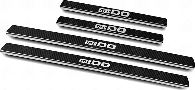 Накладки RusStal на пороги (лист нерж. карбон с надписью) для Datsun mi-DO 2015-2020. Артикул DTMID14-06