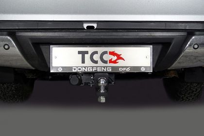 Фаркоп ТСС оцинкованный под американский квадрат для Dongfeng DF6 2.3D AT Luxury 2022-2026. Артикул TCU00351