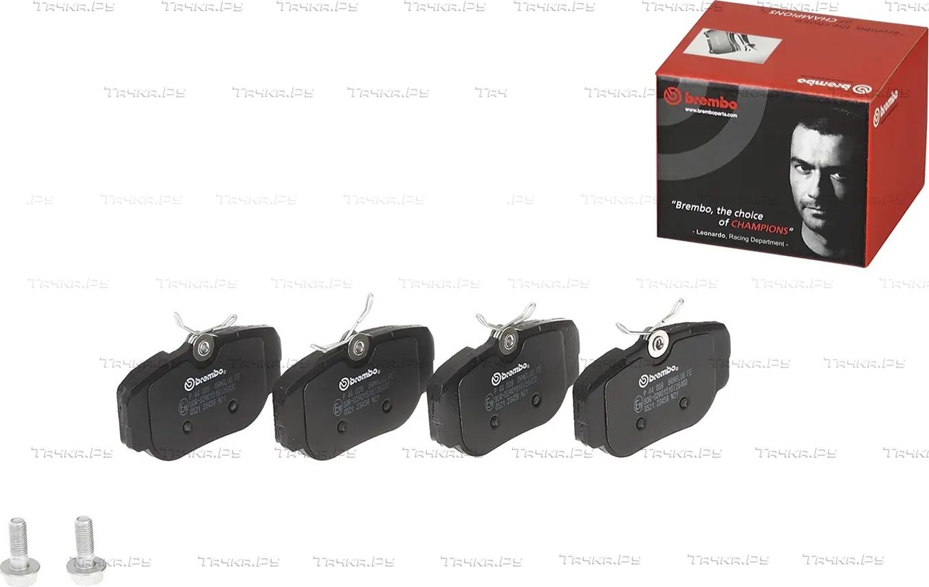 Тормозные колодки Brembo задние для Land Rover Discovery II 1998-2004. Артикул P 44 009
