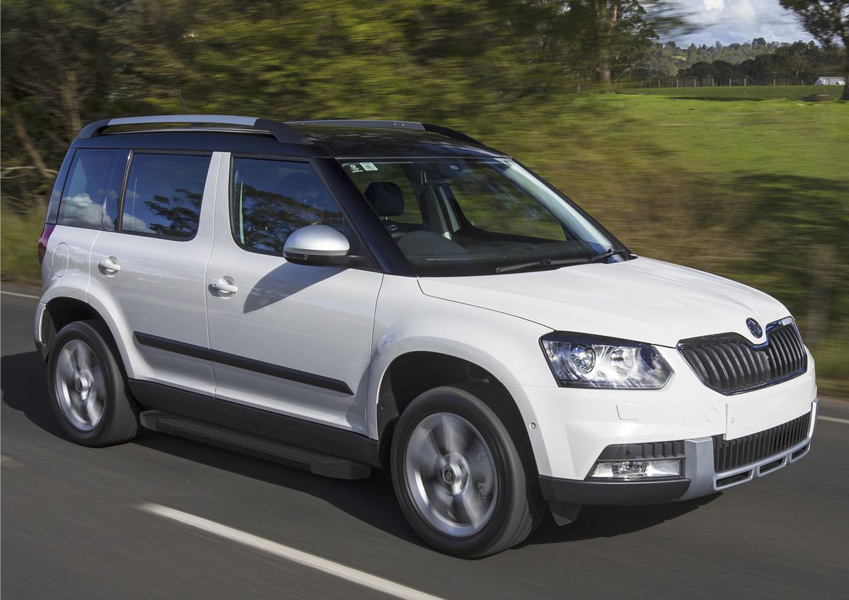 Пороги алюминиевые Rival Black для Skoda Yeti 2009-2018. Артикул F173ALB.5101.1