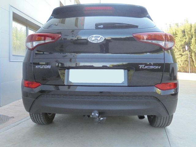 Фаркоп Aragon (быстросъемный крюк, горизонтальное крепление) для Kia Sportage IV до рестайлинга 2016-2018. Артикул E2502BS