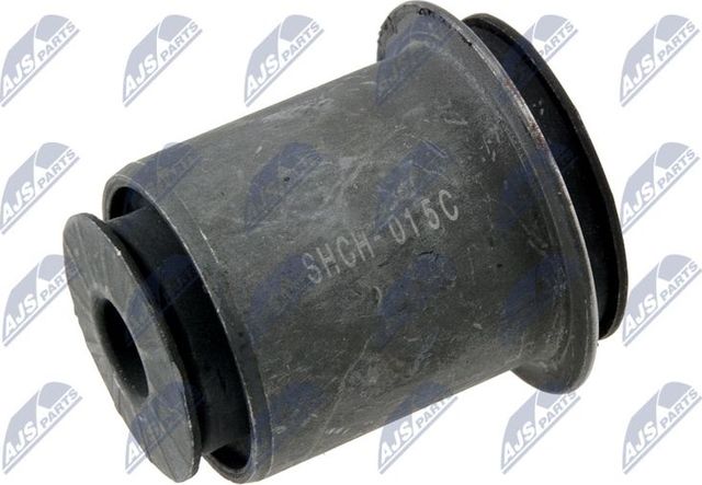 Сайлентблок переднего рычага подвески NTY передний нижний внутренний для Jeep Commander XK, XH 2005-2010. Артикул ZTP-CH-015C