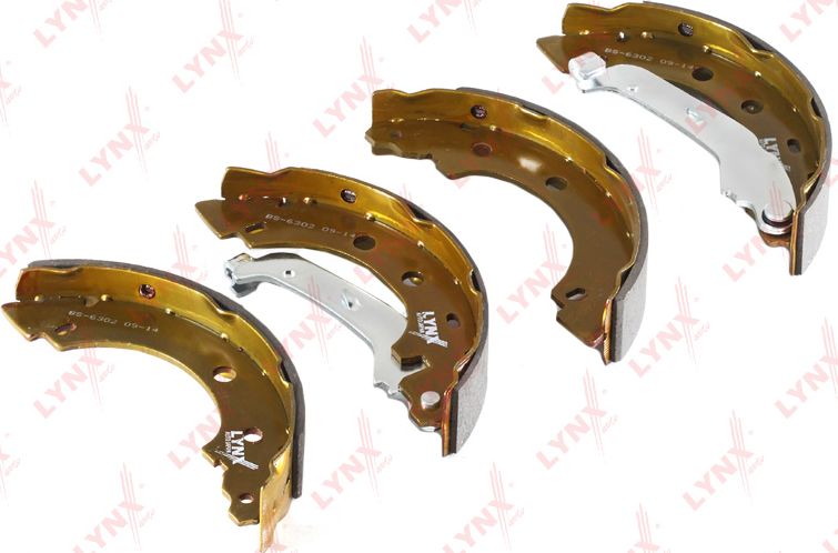 Тормозные колодки LYNXauto. Артикул BS-6302
