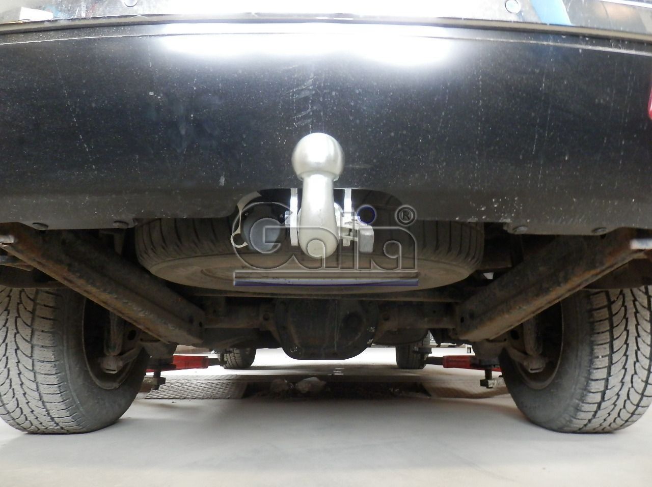 Фаркоп Galia оцинкованный для Jeep Commander 2006-2010. Быстросъемный крюк. Артикул J006C