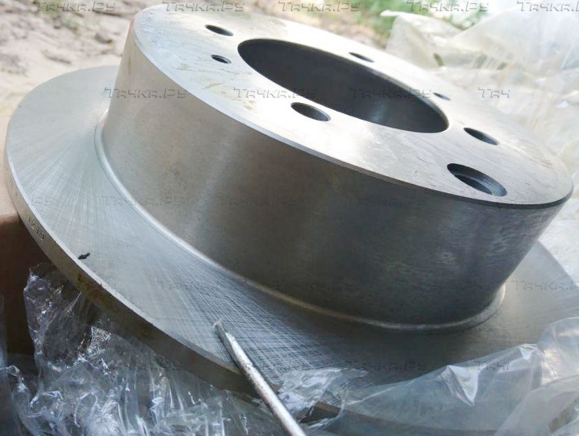 Тормозной диск Remsa задний для Nissan Cefiro A33 2000-2003. Артикул 6838.00