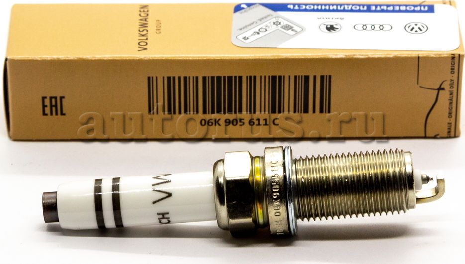 Свеча зажигания VAG. Артикул 06K905611C
