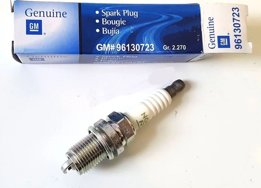 Свеча зажигания General Motors. Артикул 96130723