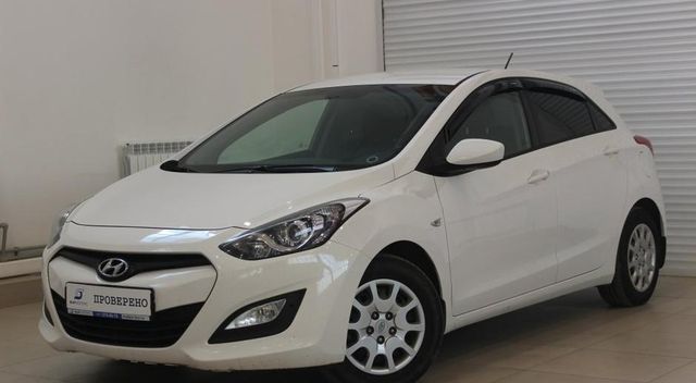 Дефлекторы SIM для окон Hyundai i30 II хэтчбек 2012-2026. Артикул SHYI301232