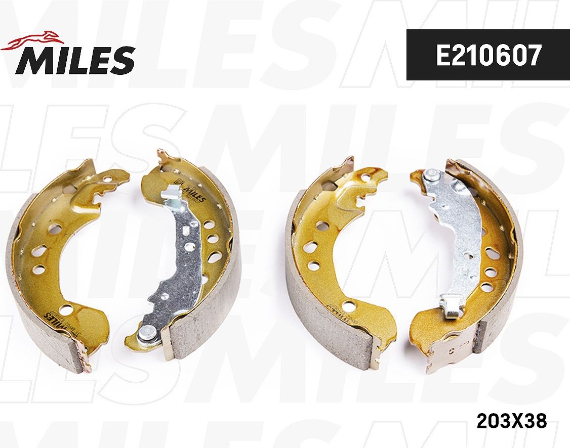 Тормозные колодки Miles. Артикул E210607