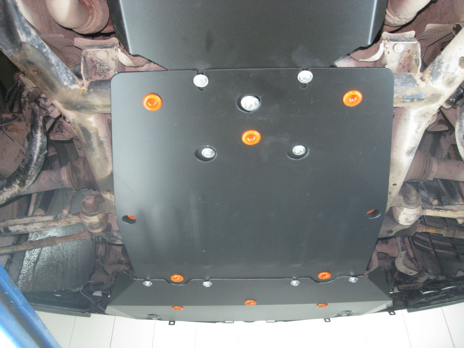 Защита алюминиевая "Alfeco" для картера Land Rover Range Rover III Vogue 2002-2012. Артикул ALF.38.17 AL4