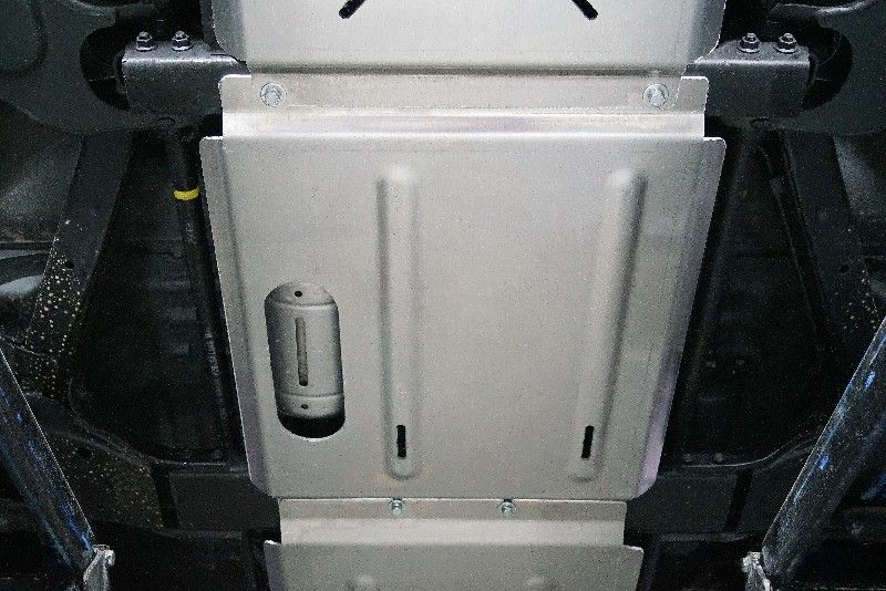 Защита алюминиевая ТСС (4 мм) для КПП Great Wall Wingle 7 2020-2026. Артикул ZKTCC00458