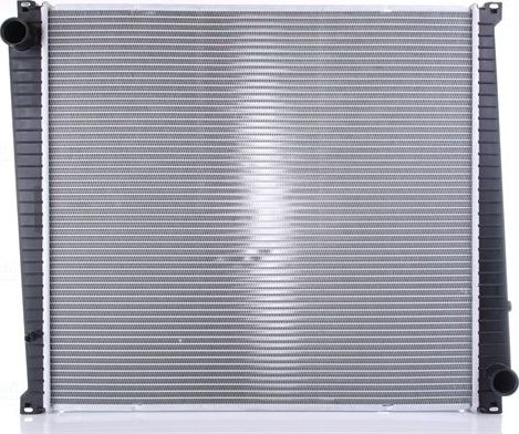 Радиатор охлаждения двигателя Nissens для Renault Mascott 2004-2013. Артикул 6378750