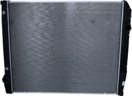 Радиатор охлаждения двигателя NRF для Mercedes-Benz Actros MP2 2002-2008. Артикул 509577