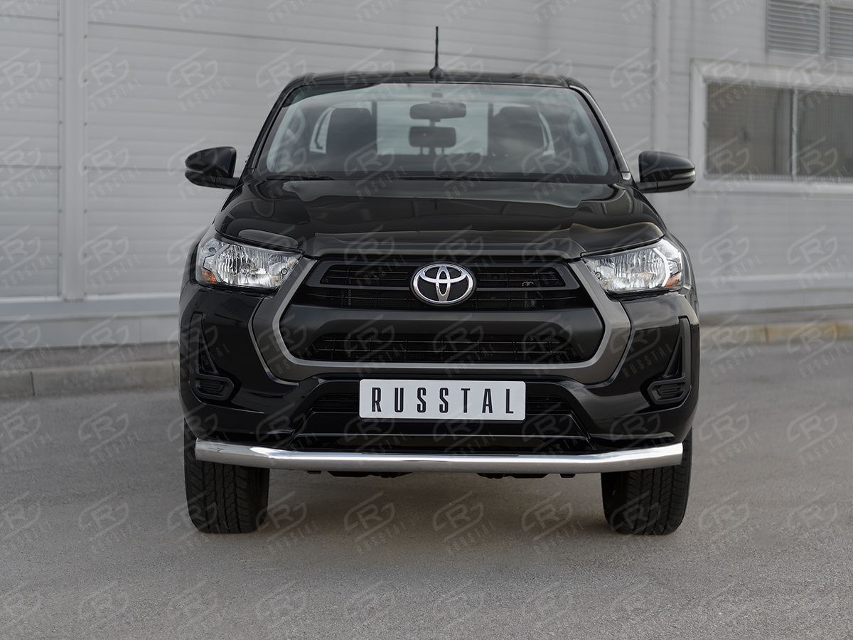 Защита RusStal переднего бампера d76 секции для Toyota Hilux VIII 2020-2026. Артикул THZ-003497