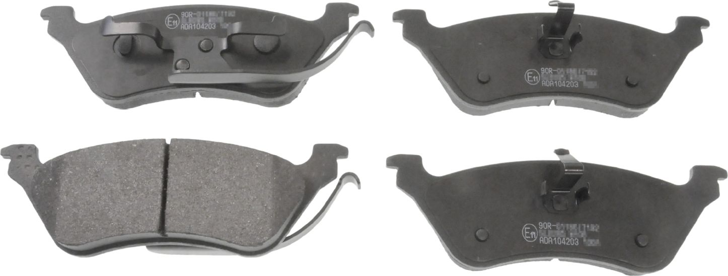 Тормозные колодки Blue Print. Артикул ADA104203