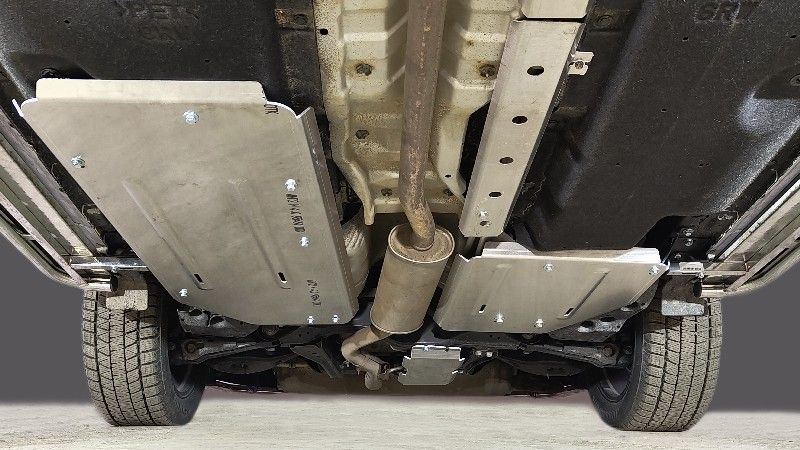 Защита алюминиевая ТСС (4 мм) для бака (2 шт.) Nissan X-Trail T33 4WD HYBRID 2022-2026. Артикул ZKTCC00682