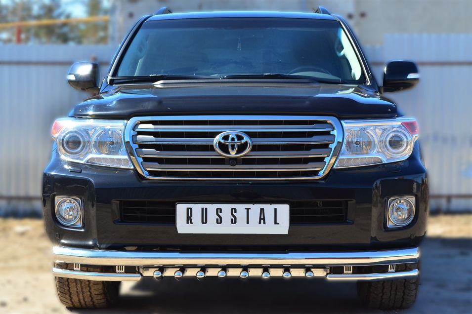 Защита RusStal переднего бампера d76 (секции) d42 (уголки) + зубы для Toyota Land Cruiser 200 2012-2015. Артикул 72402