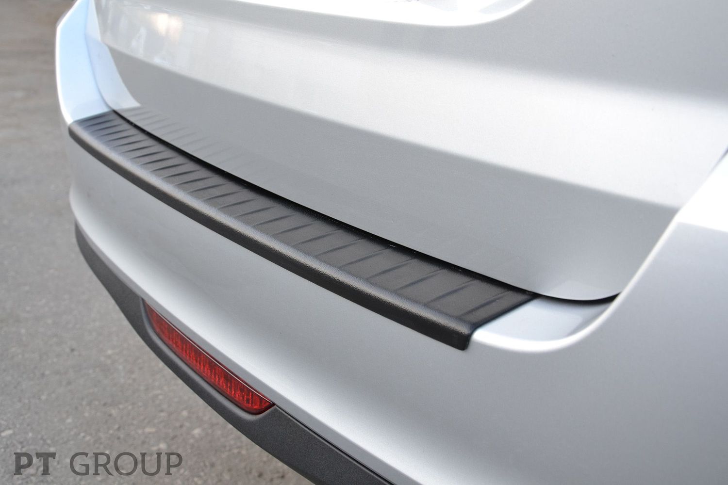 Накладка PT Group на задний бампер (ABS) для Lada Granta I лифтбек 2013-2018. Артикул 01910401