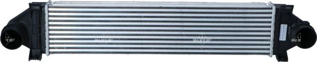 Интеркулер NRF для Land Rover Freelander II 2006-2014. Артикул 30374