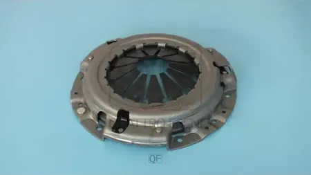 КОРЗИНА СЦЕПЛЕНИЯ (Quattro Freni). Артикул QF30B00009