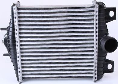 Интеркулер Nissens для Land Rover Range Rover IV 2012-2026. Артикул 961427
