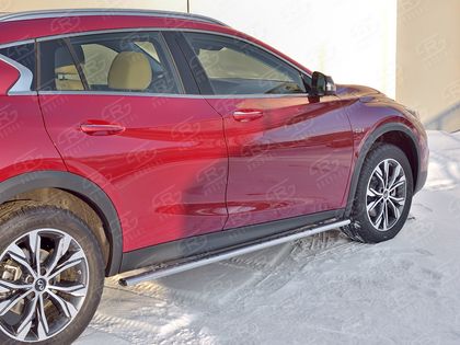 Защита порогов RusStal труба 75х42 овал с проступью для Infiniti QX30 2016-2026. Артикул IQX3O-002501