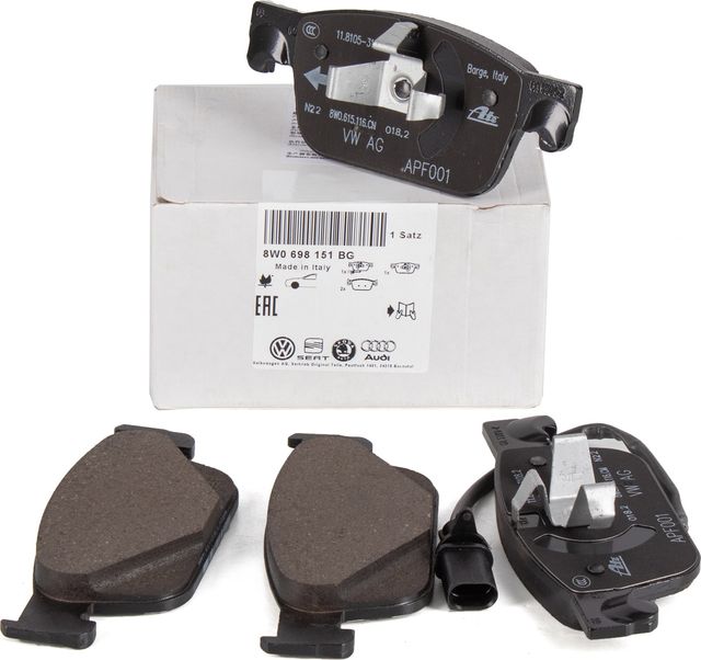 Тормозные колодки VAG. Артикул 8W0698151BG