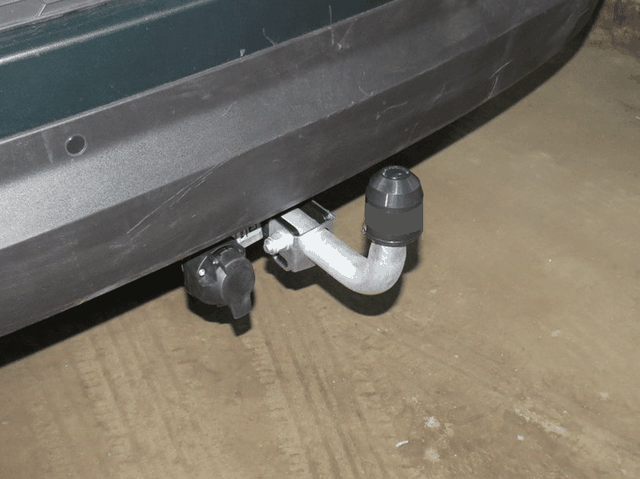 Фаркоп ZincaR оцинкованный для Audi Q3 I U8 2011-2018. Артикул ZV101A