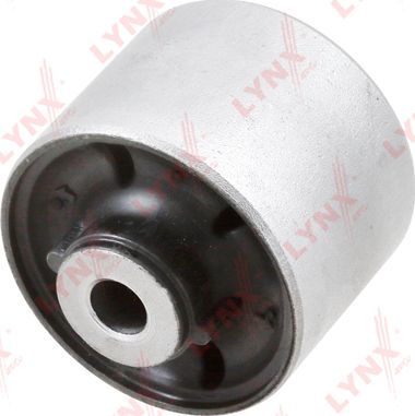 Сайлентблок задней балки LYNXauto. Артикул B8446