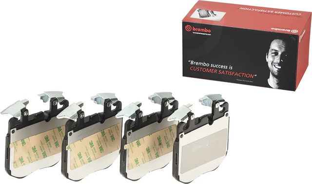 Тормозные колодки Brembo передние для Rolls-Royce Cullinan 2018-2026. Артикул P 06 106