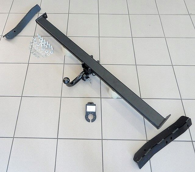 Фаркоп Steinhof для Toyota Sienna III 2010-2020. Быстросъемный крюк. Артикул T-205