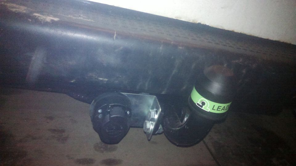 Фаркоп Лидер-Плюс для Volkswagen Transporter T4 фургон 1996-2003. Артикул V102-A