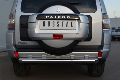 Защита RusStal заднего бампера d76 (дуга) для Mitsubishi Pajero IV 2012-2013. Артикул MP4Z-001041