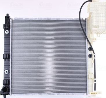 Радиатор охлаждения двигателя Nissens ** FIRST FIT **. Артикул 62561A