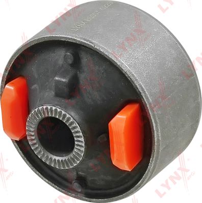 Сайлентблок рычага подвески | перед прав лев | (Lynxauto). Артикул B8557