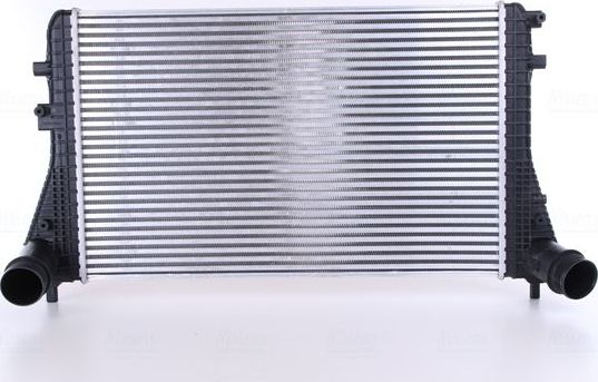 Интеркулер Nissens для Volkswagen Passat CC I 2010-2012. Артикул 96542