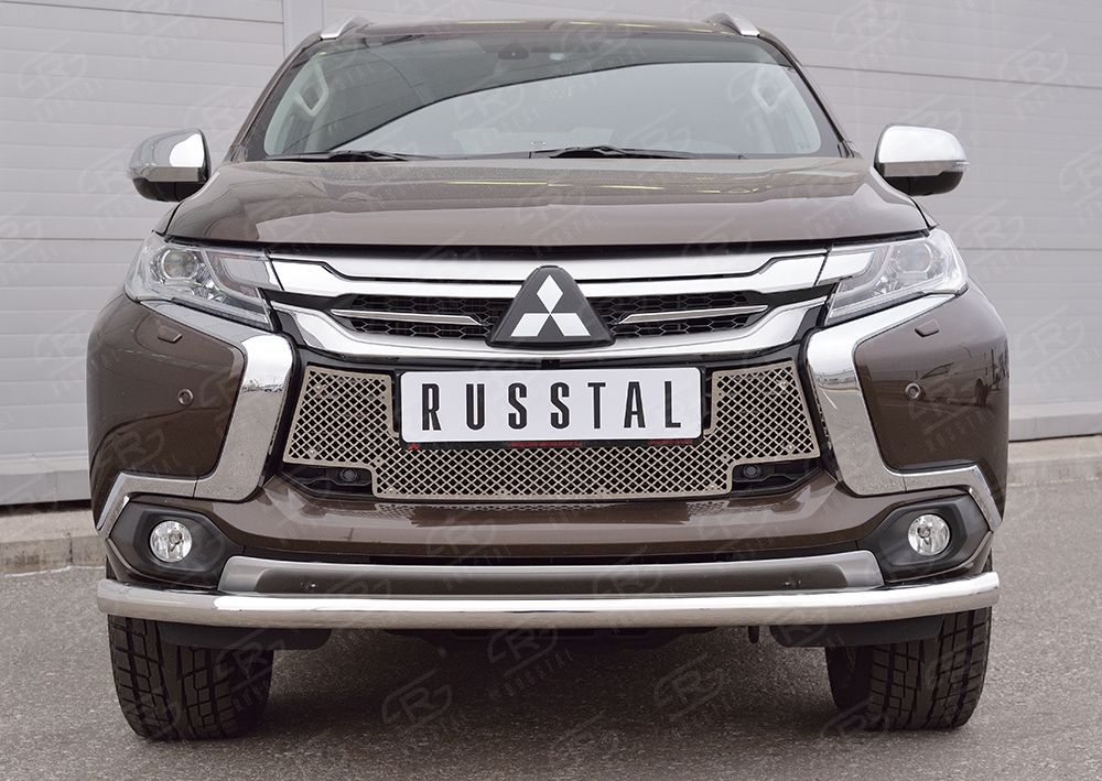 Накладка на решётку радиатора RusStal НИЖНЯЯ для Mitsubishi Pajero Sport II рестайлинг 2014-2016. Артикул RRMPS16-01