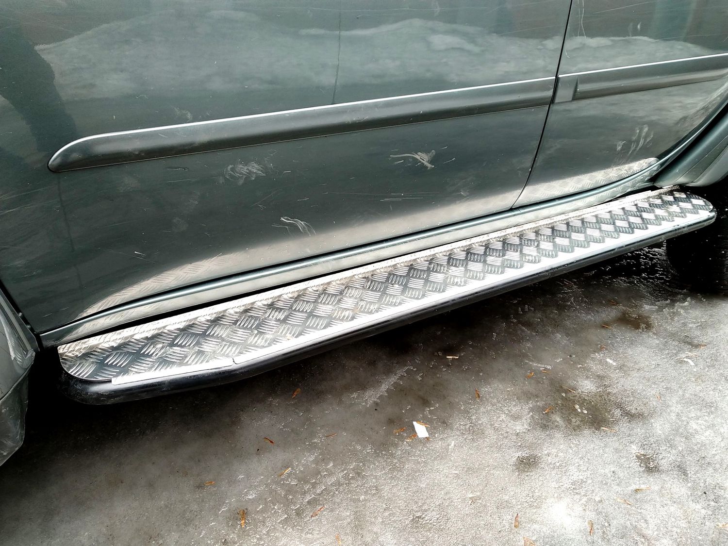 Пороги силовые РИФ лифт 40 мм для Mitsubishi L200 IV 2006-2015. Артикул RIFTRT-40000-40