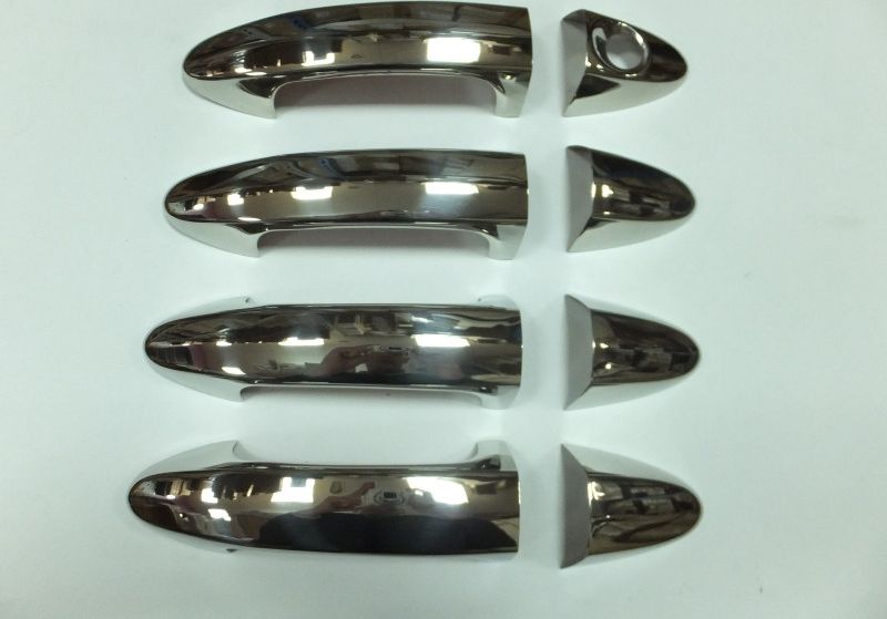 Накладки Omsa Line на дверные ручки для Ford Fiesta 2008-2019. Артикул 2614041