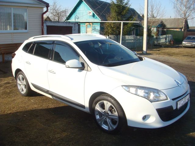 Дефлекторы Cobra Tuning для окон Renault Megane III Grandtour 2009-2014. Артикул R12809