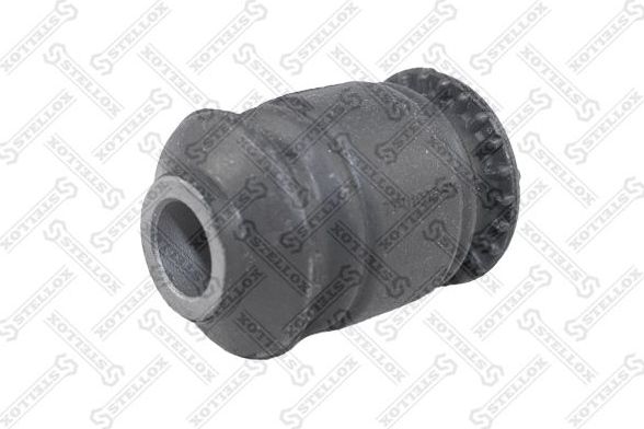 Сайлентблок переднего рычага подвески Stellox. Артикул 77-01000-SX