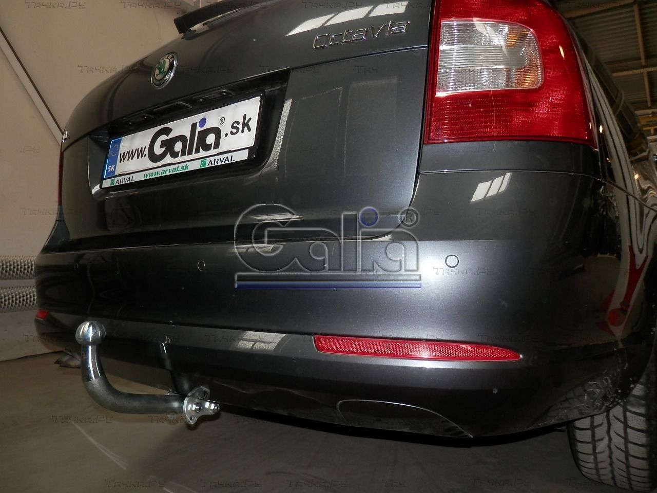Фаркоп Galia оцинкованный для Skoda Octavia A5 хэтчбек, универсал 2004-2013. Артикул S086A