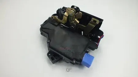 Замок двери fr (Quattro Freni). Артикул qf10j00048